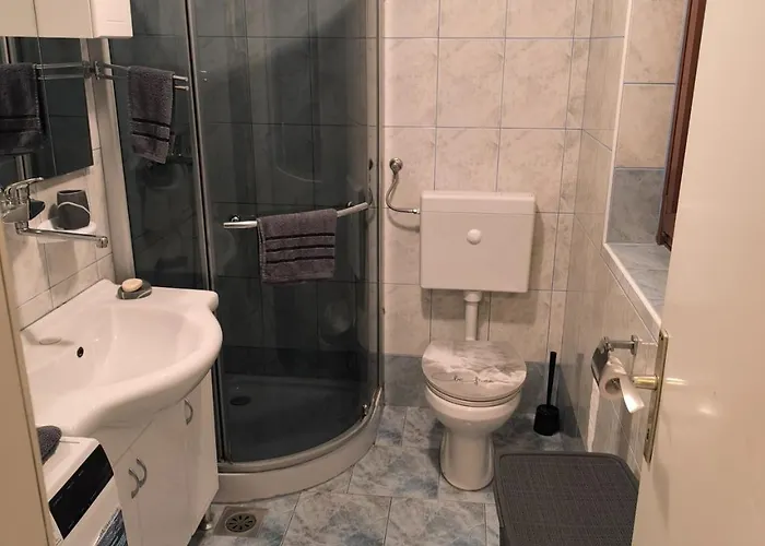 アパート Apartma Dian *